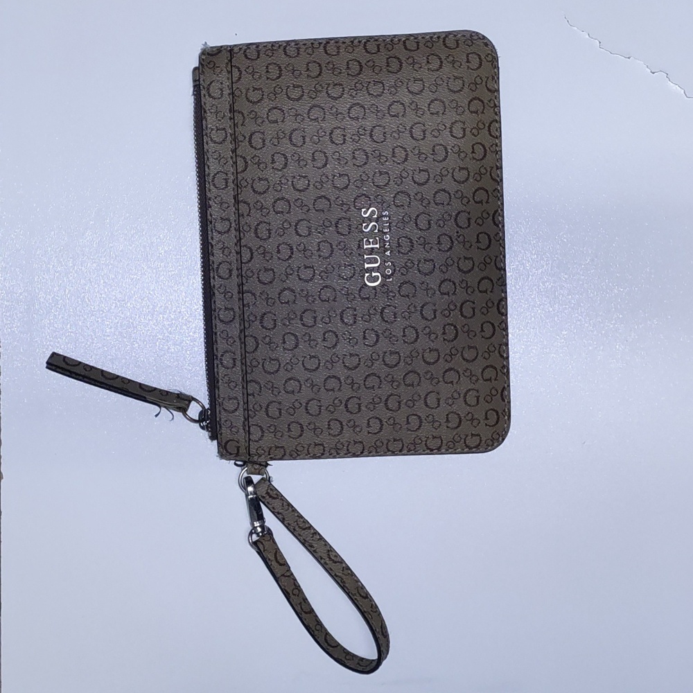 Guess wallet